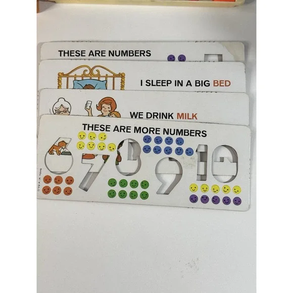 Vintage Original 1972 Fisher Price School Days Portable Play Desk - Picture 7 of 11